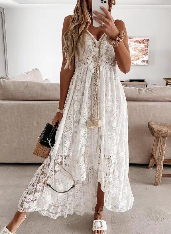 Maxi robe en dentelle — Bretelles réglables